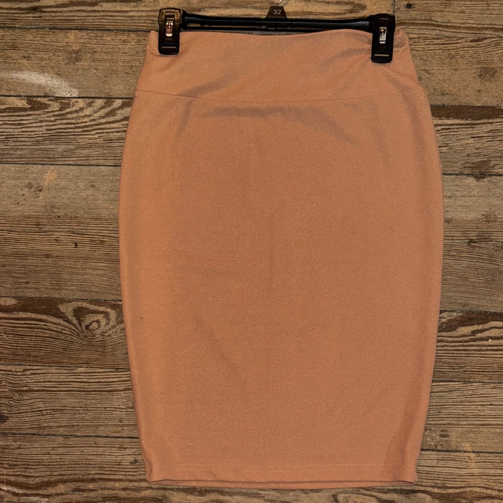 Classic Pencil Skirt in tan